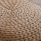 Geflochtene Sitzhocker